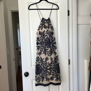 Tie back embroidered dress